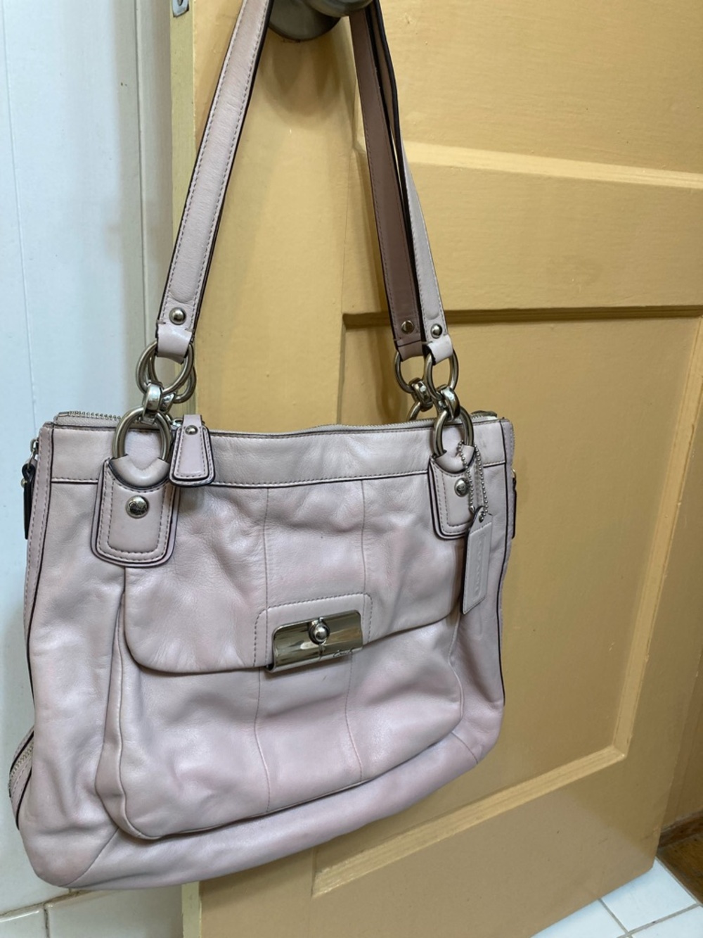 Coach bag, pink with dust bag